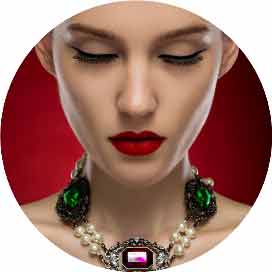 平顶山维纳斯化妆造型培训学校